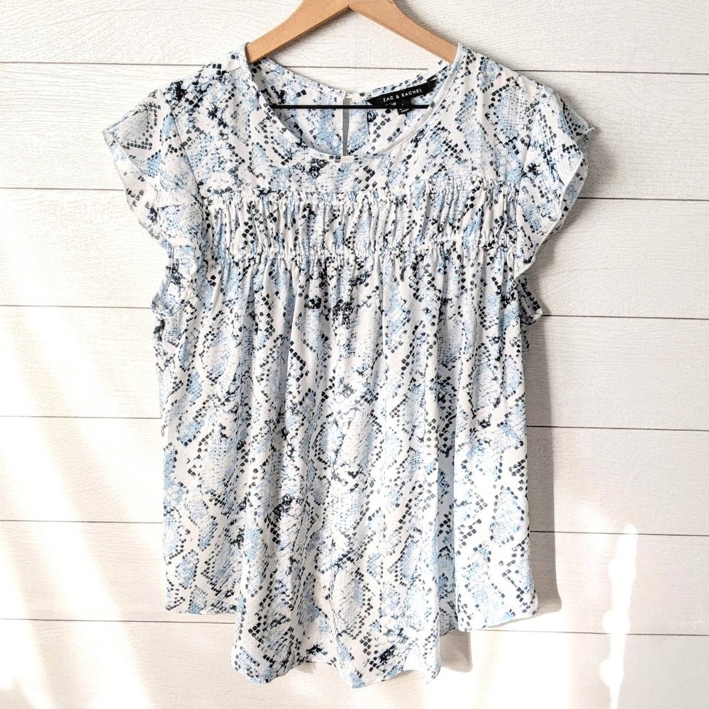 Zac & Rachel Printed Flutter Sleeve Blouse L